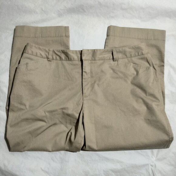Eddie Bauer Mercer Fit Womens Chino Pants Khaki Mid Rise Size 18 Petite (37x24) - Picture 1 of 6